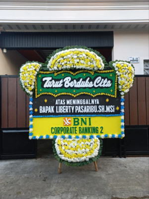 Papan Bunga Duka di Balingga