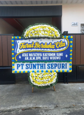 Papan Bunga Duka di Balingga