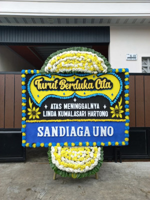 Papan Bunga Duka di Balingga